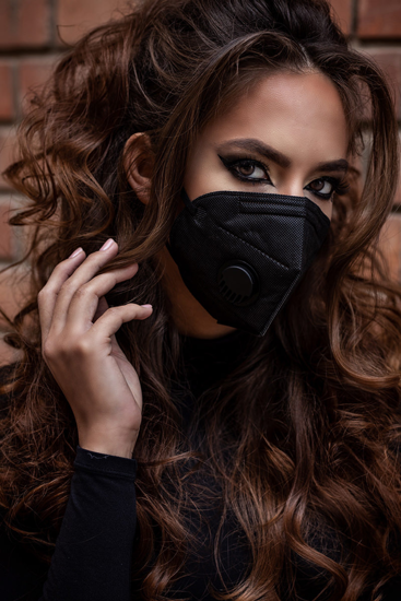 Poza cu Set 10 Bucati Masca De Protectie KN95 FFP2 cu valve ,Negru Plus 1bucata Cutii Portabile Pentru Depozitare