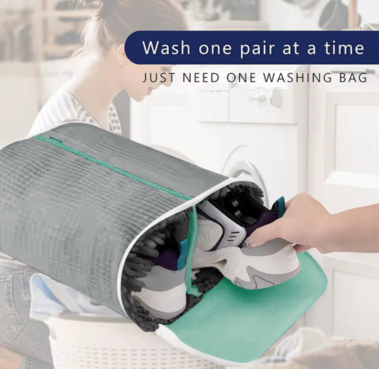 Poza cu Kit 2 Saci pentru Spalarea Incaltamintei, Compartiment dublu, Reutilizabili, QUANDES®, 4 Set sanuri pantofi cu arc flexibil, Marimea 35 - 39, 40-47, Gri, 4 Huse protectie incaltaminte