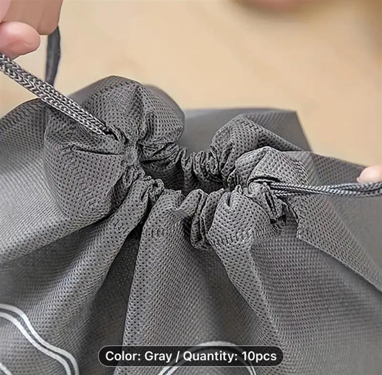 Poza cu Kit 2 Saci pentru Spalarea Incaltamintei, Compartiment dublu, Reutilizabili, QUANDES®, 4 Set sanuri pantofi cu arc flexibil, Marimea 35 - 39, 40-47, Gri, 4 Huse protectie incaltaminte